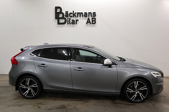 Volvo V40 6 of 24