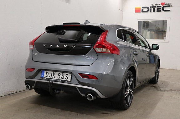 Volvo V40 7 of 24