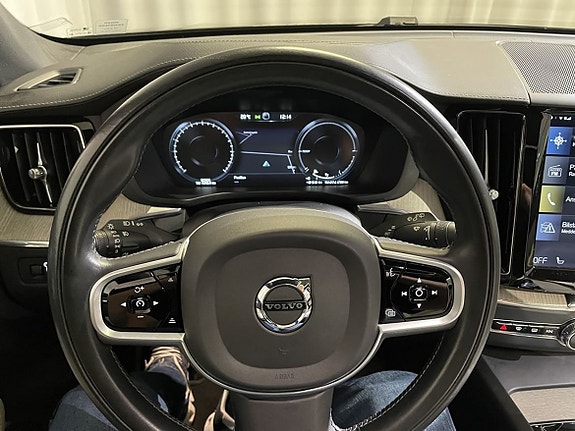 Volvo XC60 20 of 26