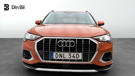 Audi Q3 4 of 14