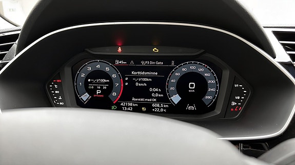 Audi Q3 8 of 14