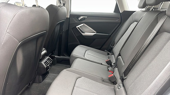 Audi Q3 13 of 13