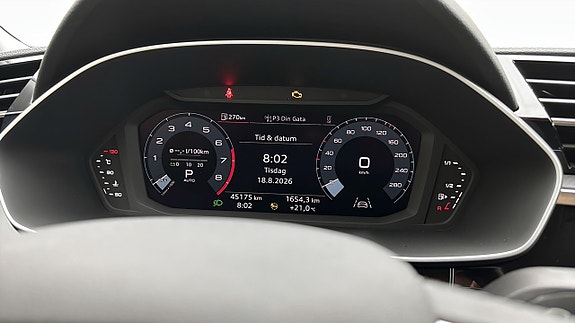 Audi Q3 8 of 13