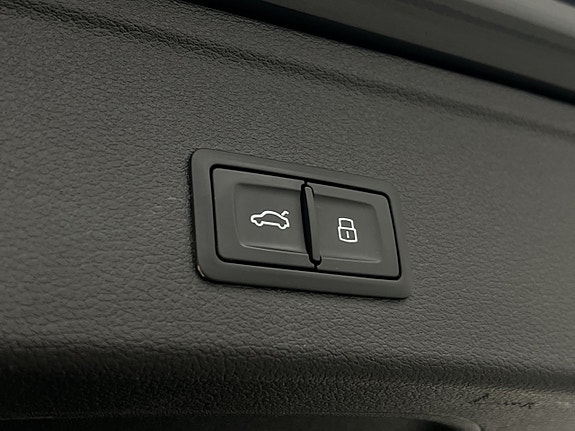 Audi A4 27 of 30