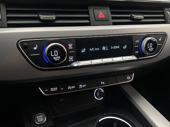Audi A4 23 of 30
