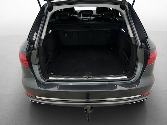 Audi A4 10 of 30