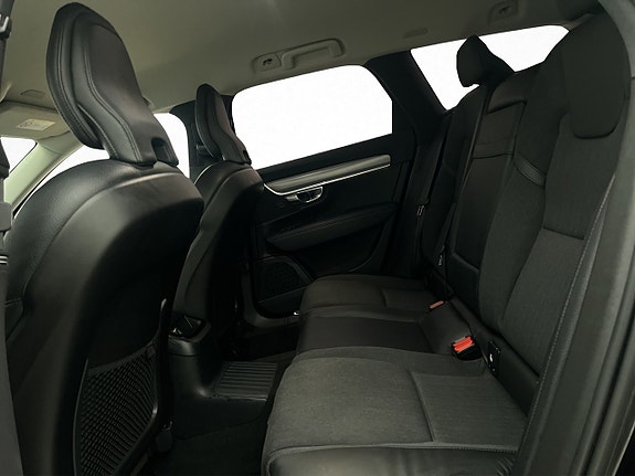 Volvo V90 23 of 30