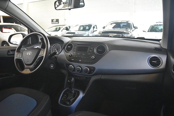 Hyundai i10 9 of 14