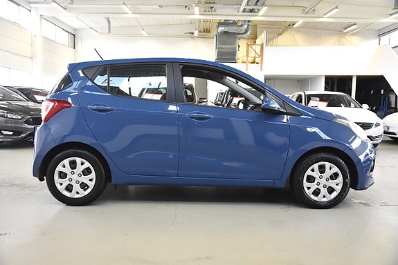 Hyundai i10 3 of 14