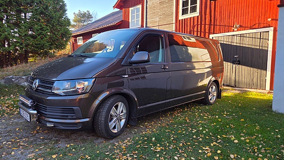 Volkswagen Transporter 9 of 25