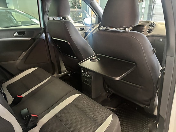 Volkswagen Tiguan 13 of 16