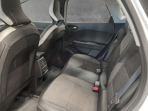 Renault Captur 6 of 9