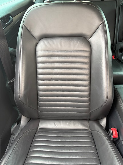 Volkswagen Passat 10 of 11