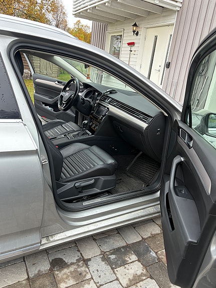Volkswagen Passat 11 of 11