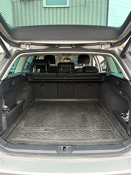 Volkswagen Passat 5 of 11
