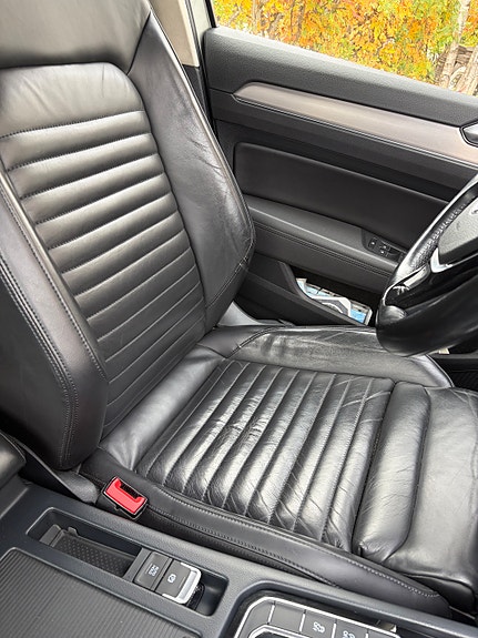 Volkswagen Passat 8 of 11