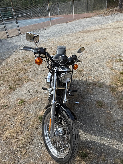 Harley-Davidson Harley-Davidson XL1200 Sportster. 4 of 7