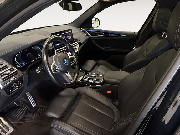 BMW iX3 8 of 23