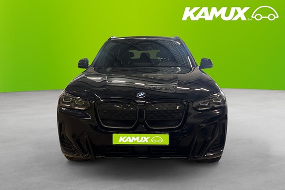 BMW iX3 5 of 23