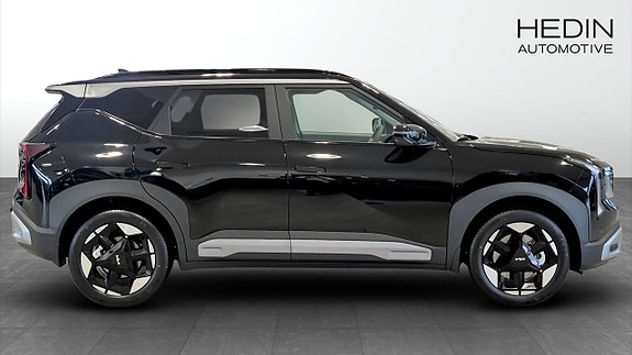 Kia Seltos 4 of 12
