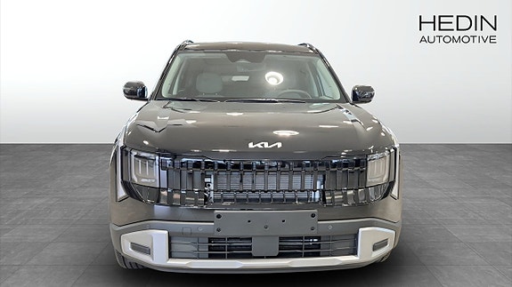 Kia Seltos 2 of 12
