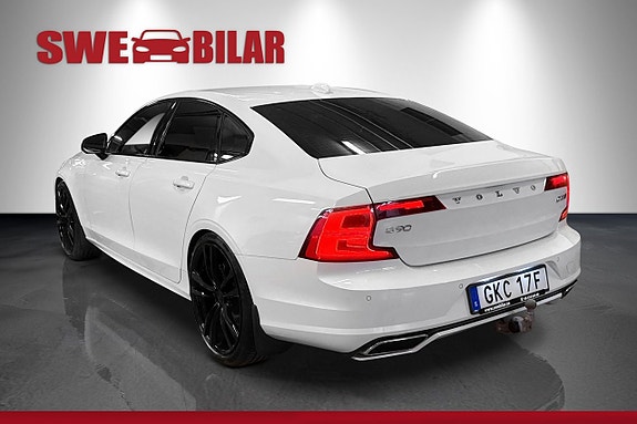 Volvo S90 8 of 26
