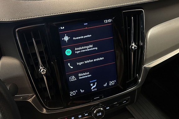 Volvo S90 21 of 26
