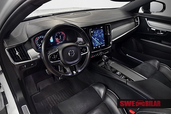 Volvo S90 13 of 26