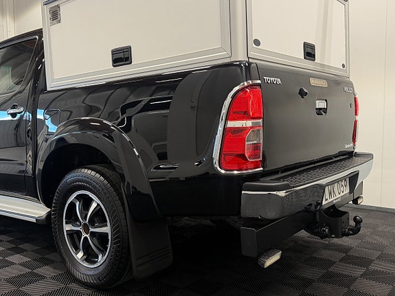 Toyota HiLux 6 of 30