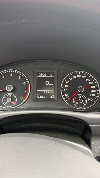 Volkswagen Touran 6 of 10