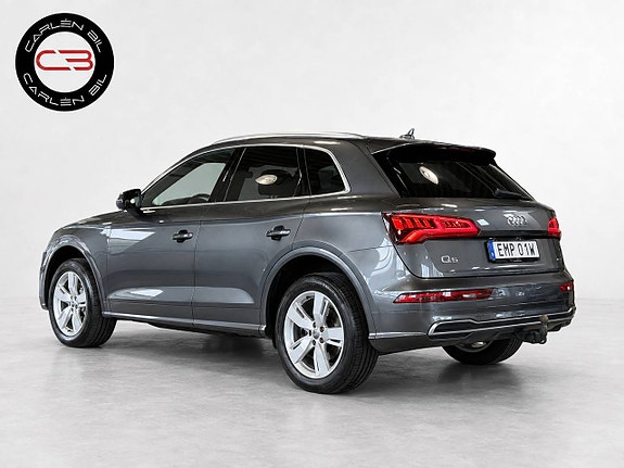 Audi Q5 6 of 18