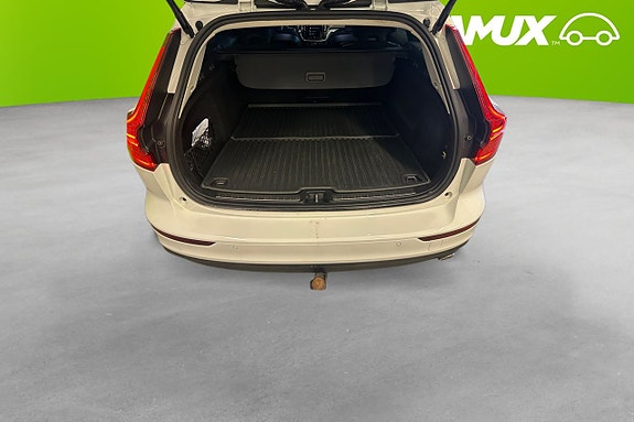 Volvo V60 16 of 19