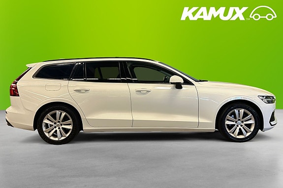 Volvo V60 2 of 19