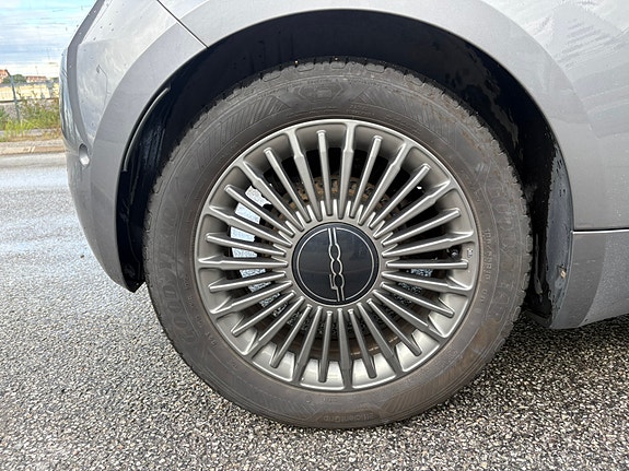 Fiat 500e 18 of 25