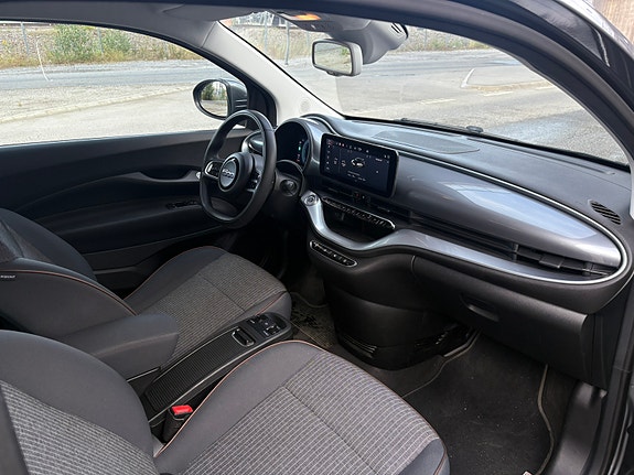 Fiat 500e 9 of 25