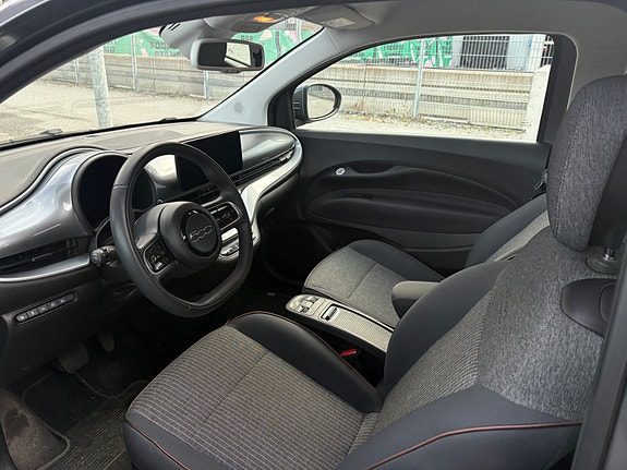 Fiat 500e 7 of 25