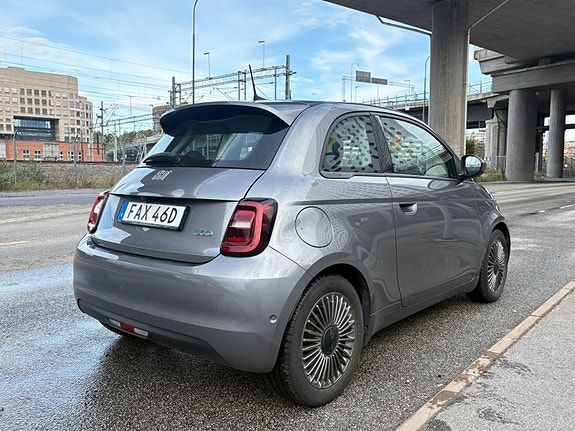 Fiat 500e 2 of 25