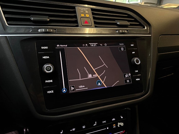 Volkswagen Tiguan Allspace 18 of 21