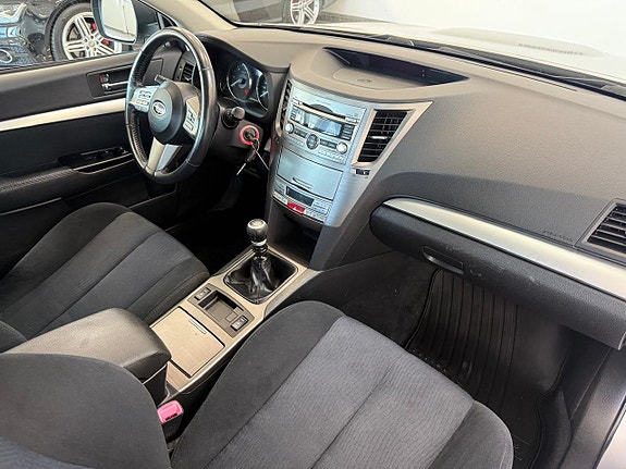 Subaru Outback 10 of 17