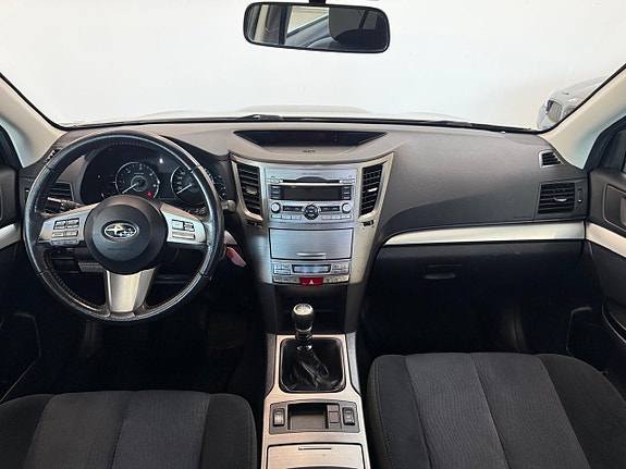 Subaru Outback 8 of 17