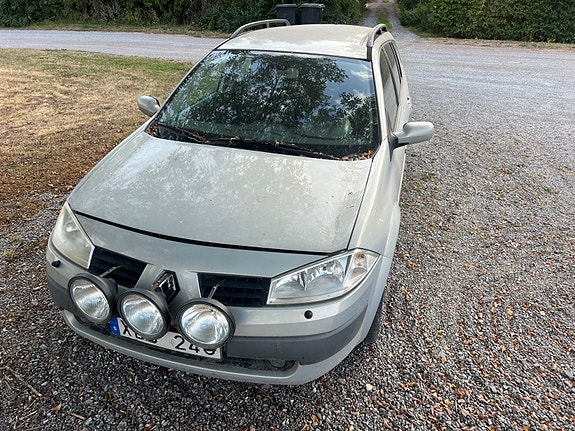 Renault Megane II 9 of 11
