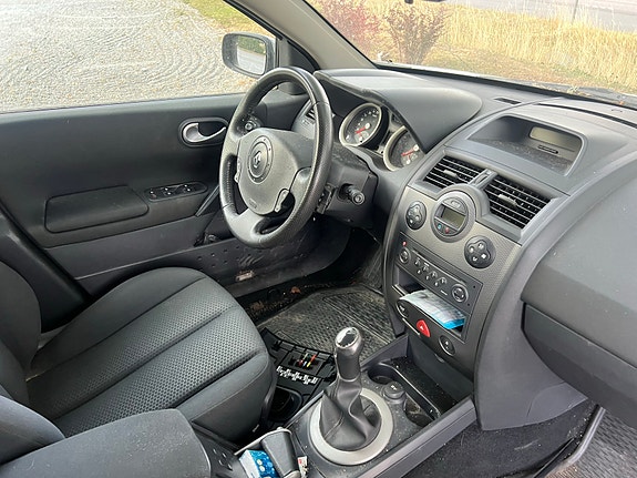 Renault Megane II 11 of 11