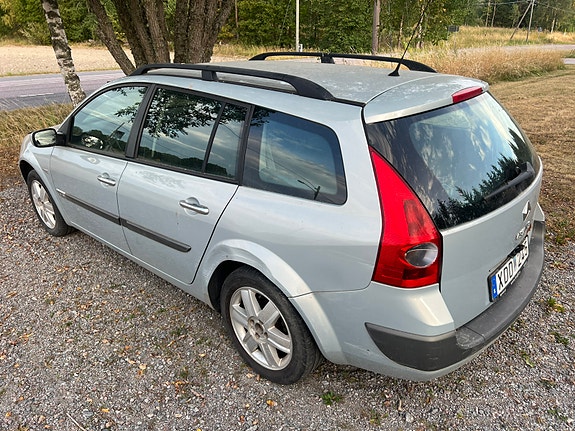 Renault Megane II 2 of 11