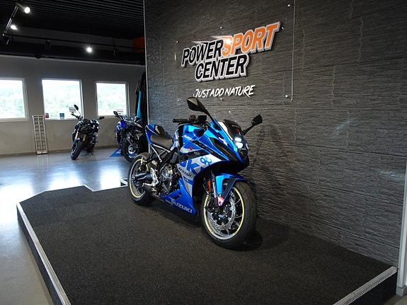 Suzuki GSX-8R *Ränta: 0% - 3,95%* 3 of 7