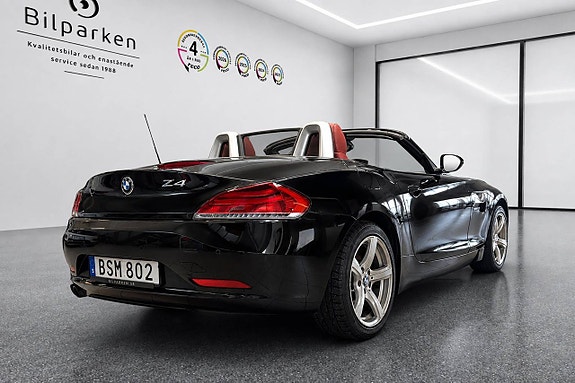 BMW Z4 2 of 13