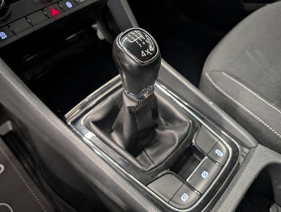 Skoda Karoq 12 of 18