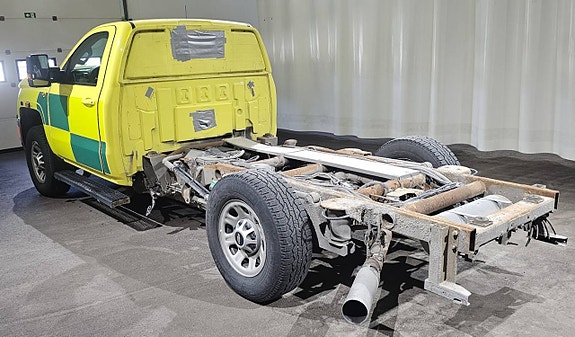 Chevrolet Silverado EV 5 of 12