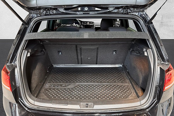 Volkswagen Golf I 17 of 17