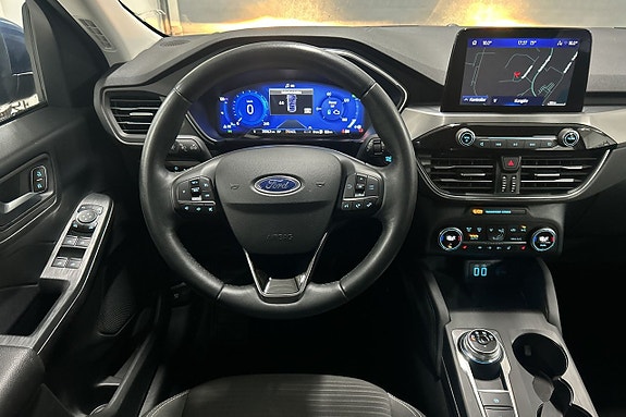 Ford Kuga 25 of 29