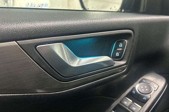 Ford Kuga 12 of 29